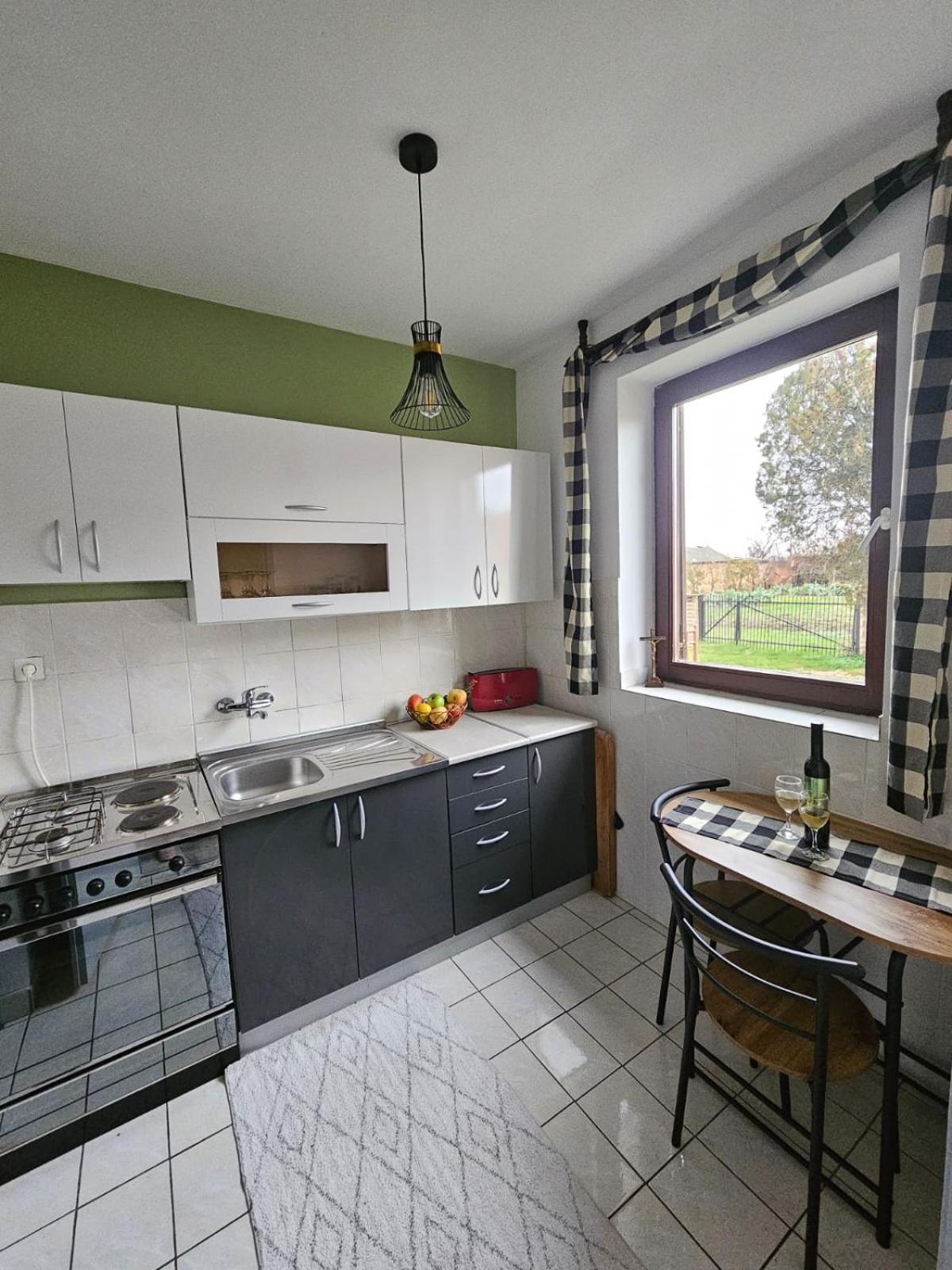 Studio Apartman Dora Ilok Luaran gambar